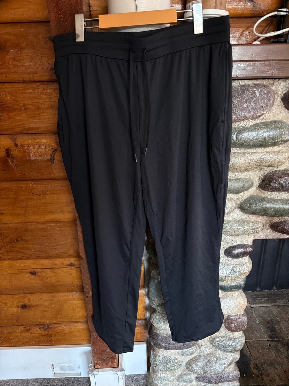 NWT Halara Black Curved Hem Tapered Golf Athletic Pants XL